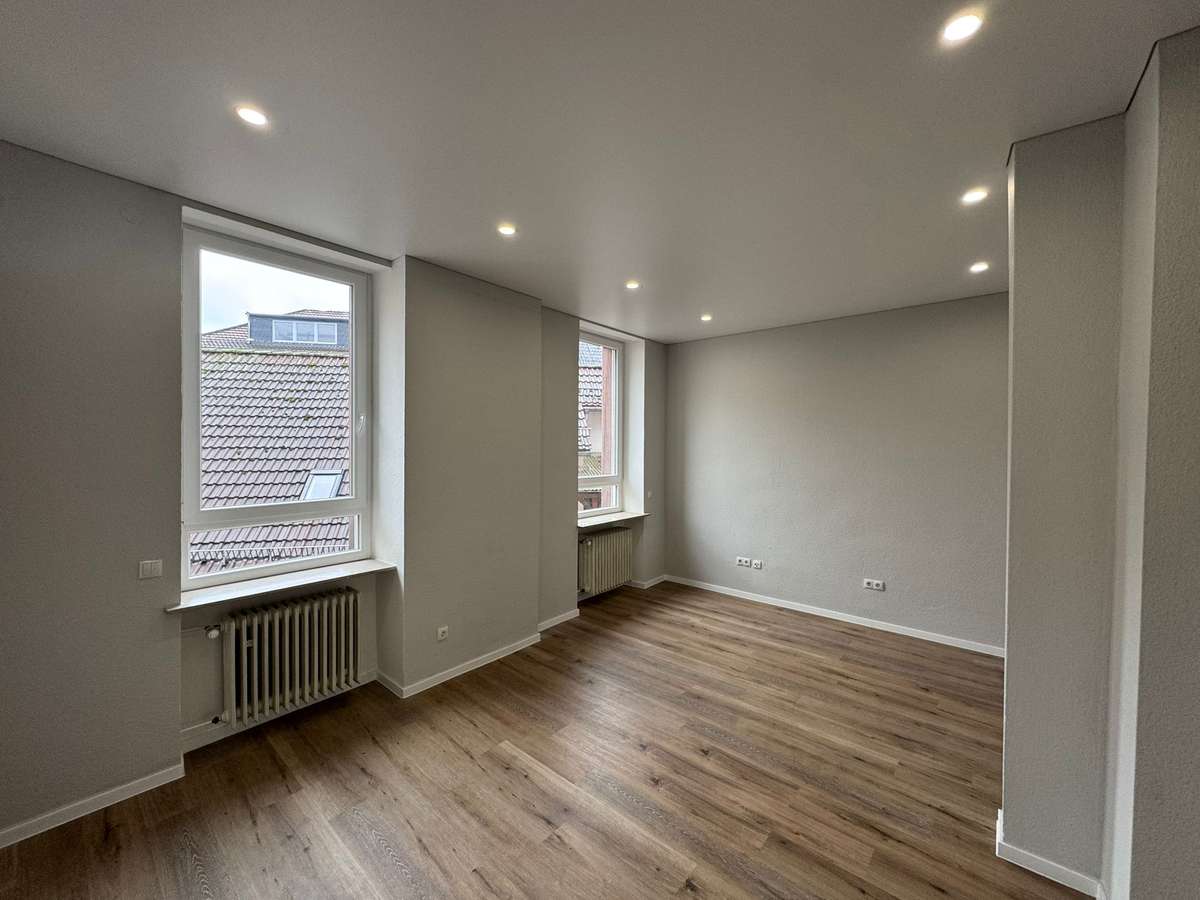 KL - City, 5 ZKB, EBK, Tageslichtbad, Stellplatz "RENOVIERT" - Foto 3